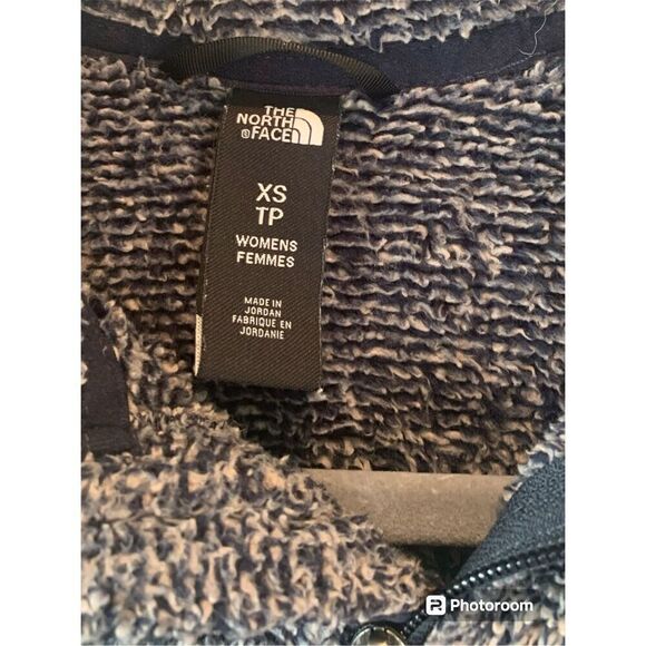 THE NORTH FACE Women’s S/P Fleece Jacket Gray Fuzzy Full Zip Pockets Logo - Picture 3 of 5